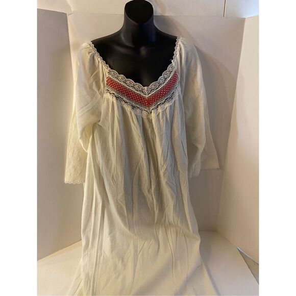 Glencraft Lingerie Union Tag Made in USA gown medium white red #29354 - Picture 1 of 8